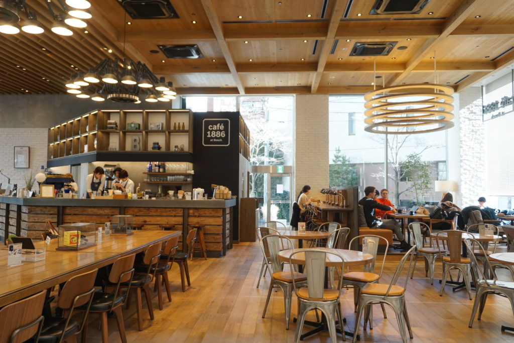 渋谷でwi Fi 電源完備でゆっくり落ち着けるノマドカフェ Cafe 16 At Bosch Tabi Cafe