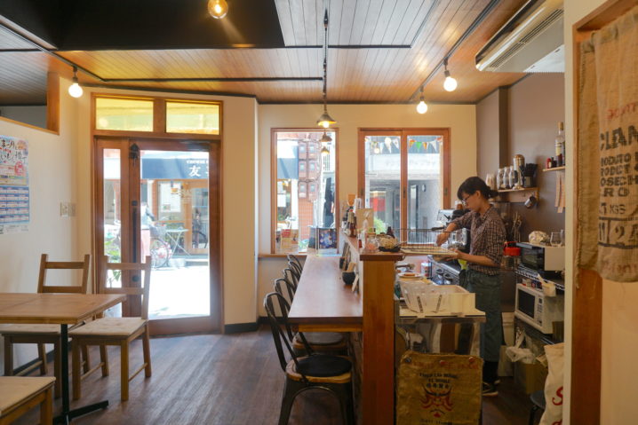 Jr三宮駅の北側にあるcafe カフェプラス がとってもオシャレでかわいい空間 Tabi Cafe