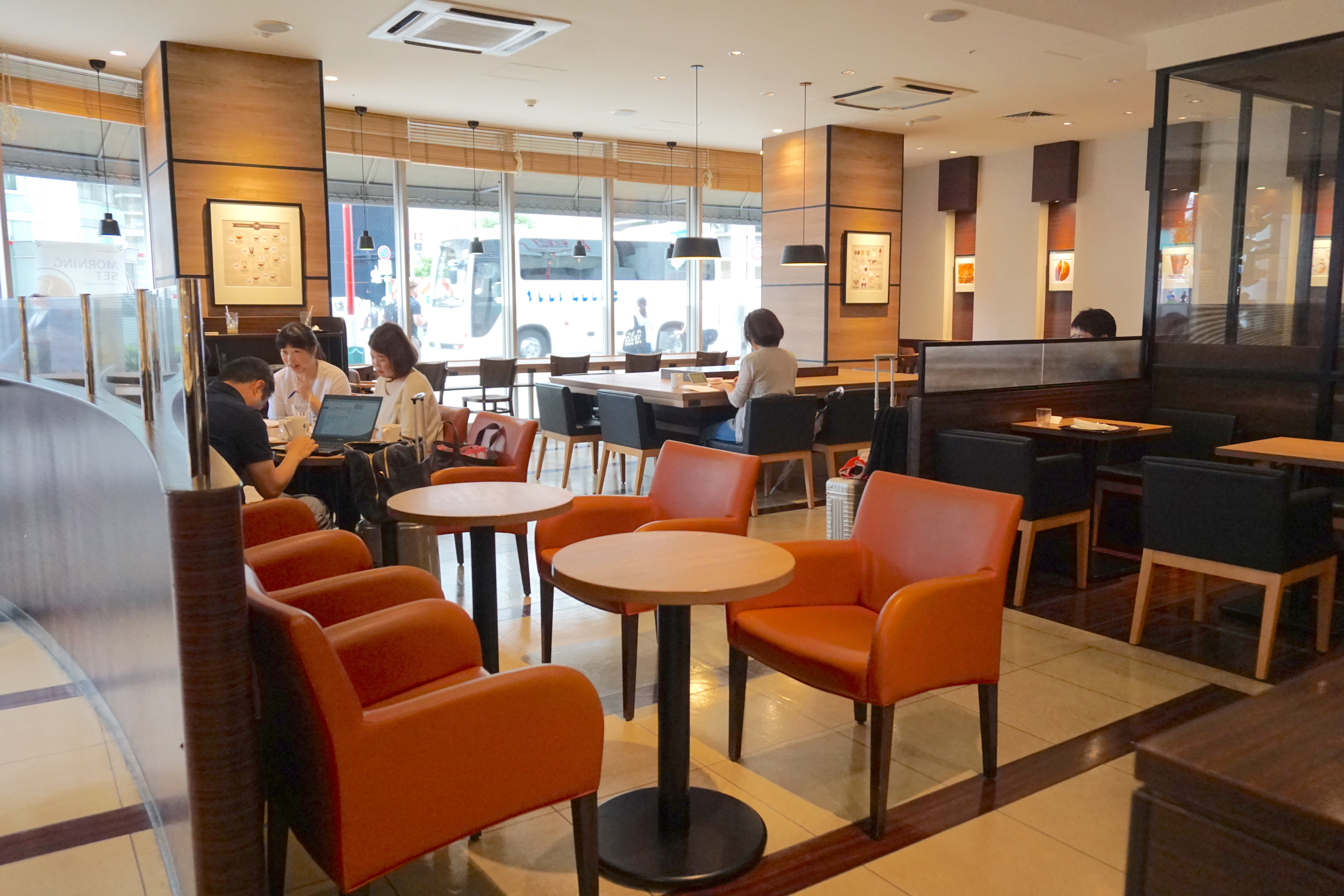 朝活にもピッタリ 神戸 元町のエクセルシオールがノマドカフェとして最高の環境 Tabi Cafe